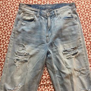 American Eagle light wash jeans
